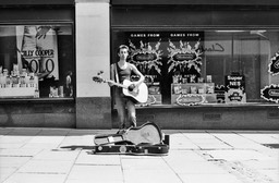 RandonGuitarBuskerNES